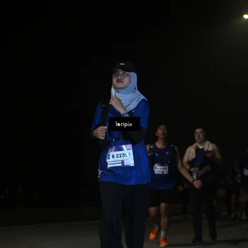 Runner Photo 7571347