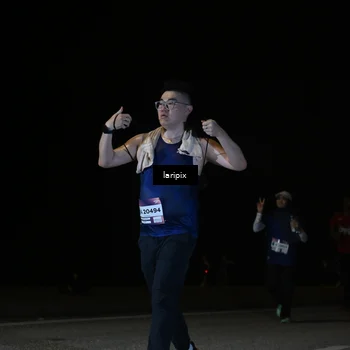 Runner Photo 7571360