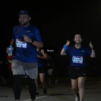 Runner Photo 7571369