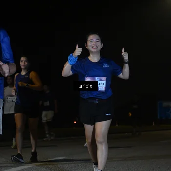 Runner Photo 7571375