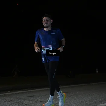Runner Photo 7571387