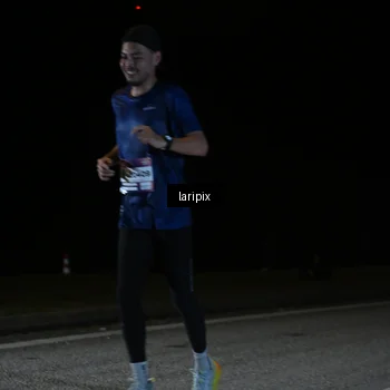 Runner Photo 7571388