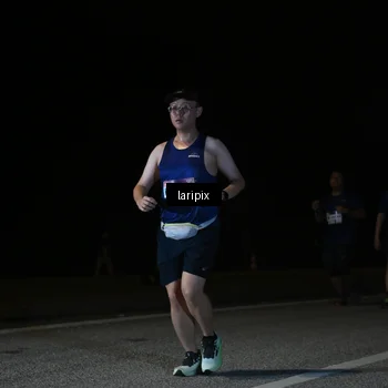 Runner Photo 7571393