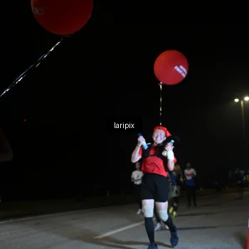 Runner Photo 7571413