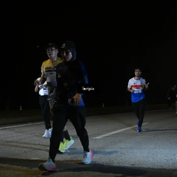 Runner Photo 7571431