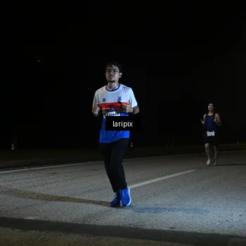 Runner Photo 7571436