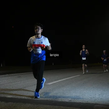 Runner Photo 7571437