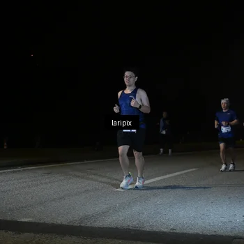 Runner Photo 7571443