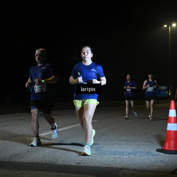 Runner Photo 7571446