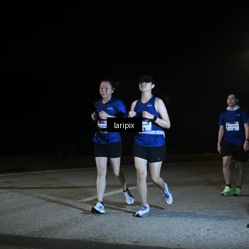 Runner Photo 7571450