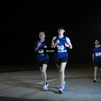 Runner Photo 7571456