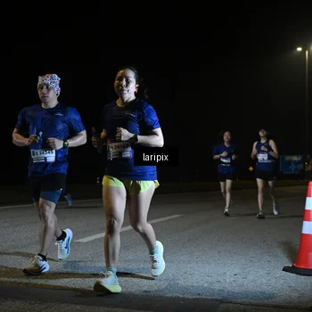 Runner Photo 7571457