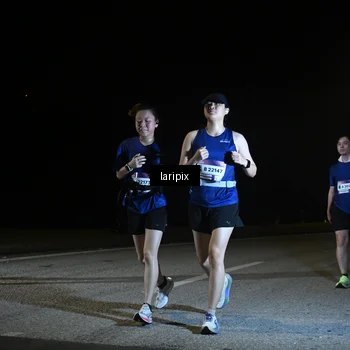 Runner Photo 7571458