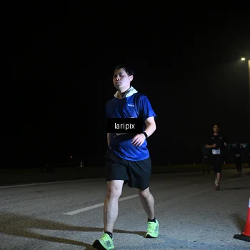 Runner Photo 7571462