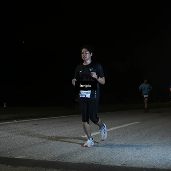 Runner Photo 7571470