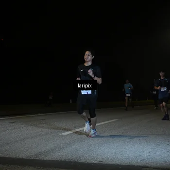 Runner Photo 7571471