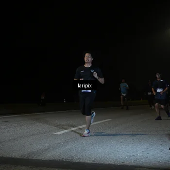 Runner Photo 7571475