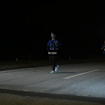 Runner Photo 7571488