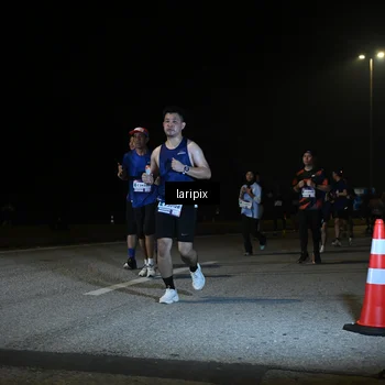 Runner Photo 7571489