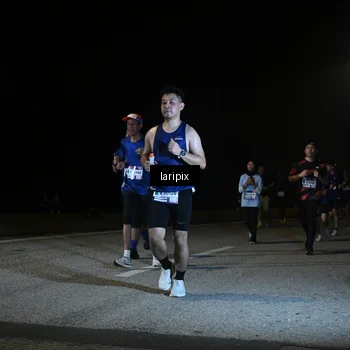 Runner Photo 7571524