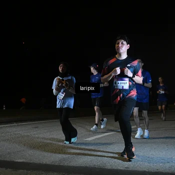Runner Photo 7571534