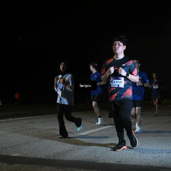 Runner Photo 7571589