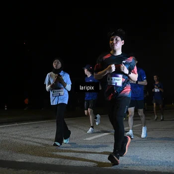 Runner Photo 7571605