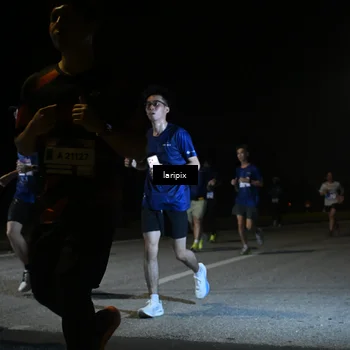 Runner Photo 7571659