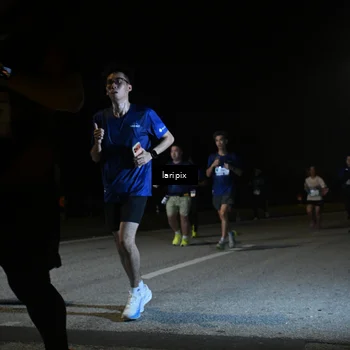 Runner Photo 7571667