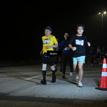 Runner Photo 7571709