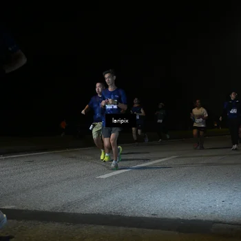 Runner Photo 7571716