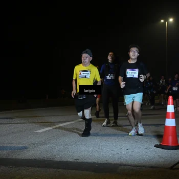 Runner Photo 7571733