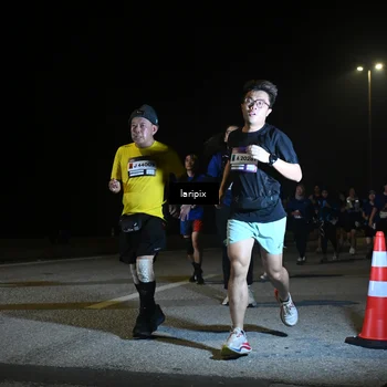 Runner Photo 7571752