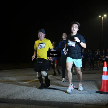Runner Photo 7571766