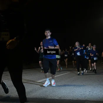 Runner Photo 7571890