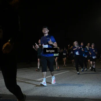 Runner Photo 7571892