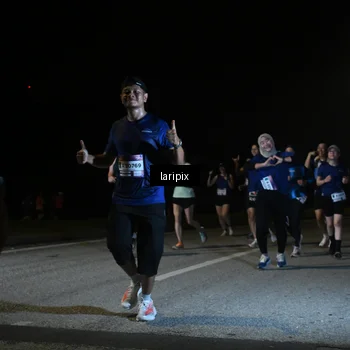 Runner Photo 7571915