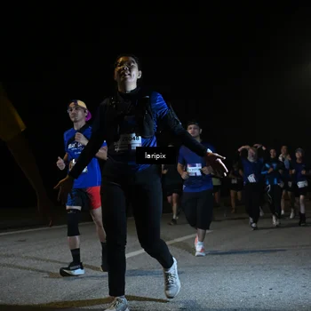 Runner Photo 7571923