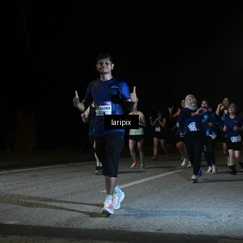 Runner Photo 7571937