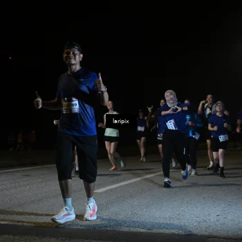 Runner Photo 7571972
