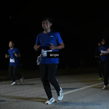 Runner Photo 7572062