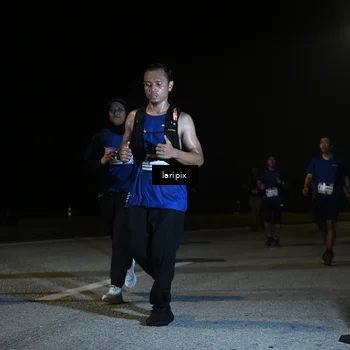 Runner Photo 7572063