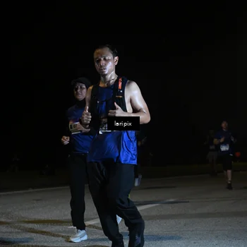 Runner Photo 7572070
