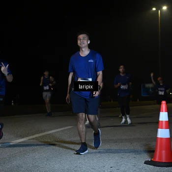 Runner Photo 7572088