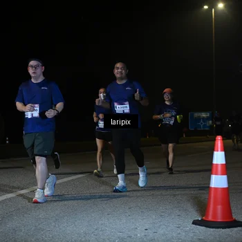Runner Photo 7572111