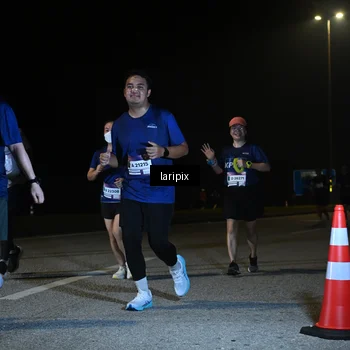 Runner Photo 7572117