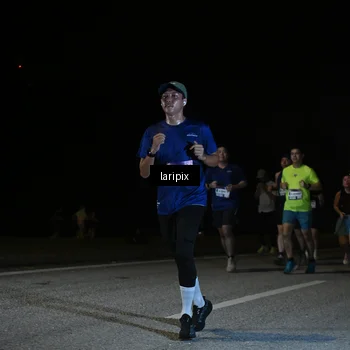 Runner Photo 7572159