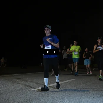 Runner Photo 7572167