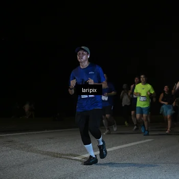 Runner Photo 7572184