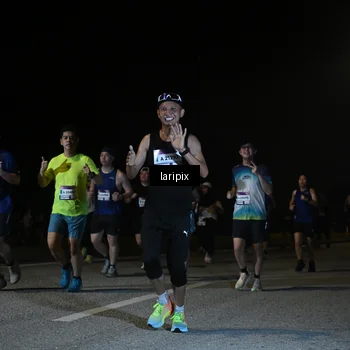 Runner Photo 7572213